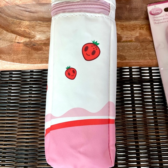 FUN💗TOKIDOKI BAG🥛Tinkerbell Earrings🧚 DISNEY Princess Craft Punch⭐️SOCKS - Picture 7 of 14